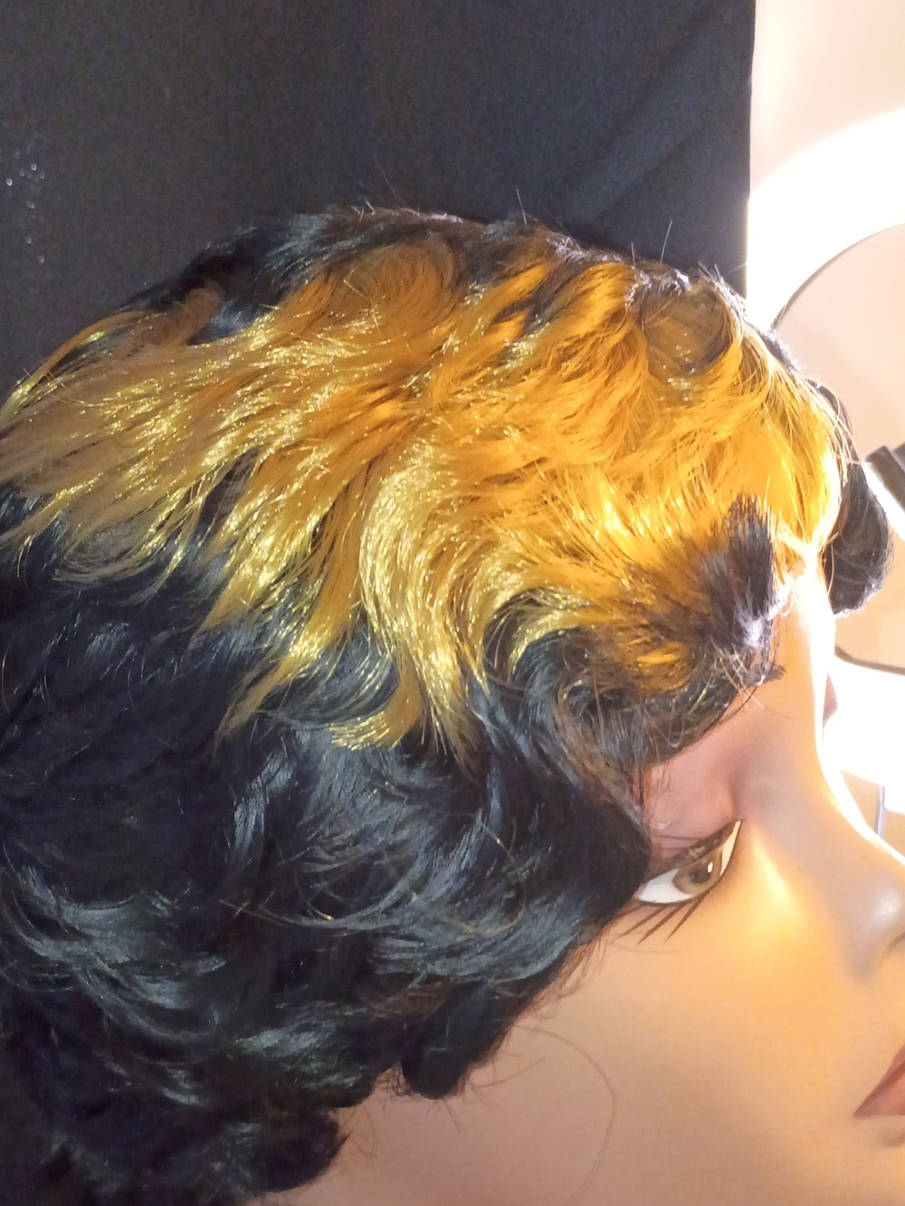 Short Wave Synthetic Wig in Gold and Black - Women Hair